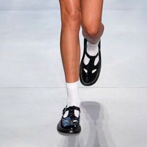 Burberry Alannis black patent leather Mary Jane buckle T-bar flats shoes sz 8 US